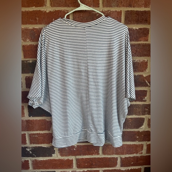 Softies Navy Stripe Oversized Lounge Tee Size Medium - Picture 6 of 9